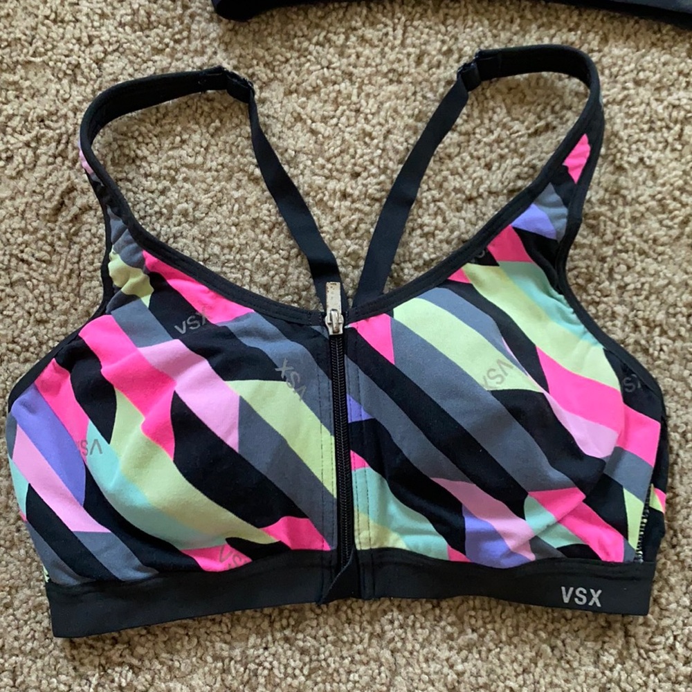 Victoria’s Secret sportsbra